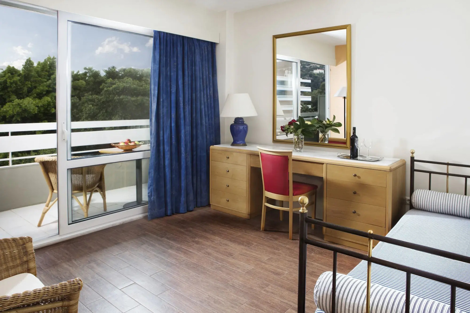 Photo - Dionysos Hotel