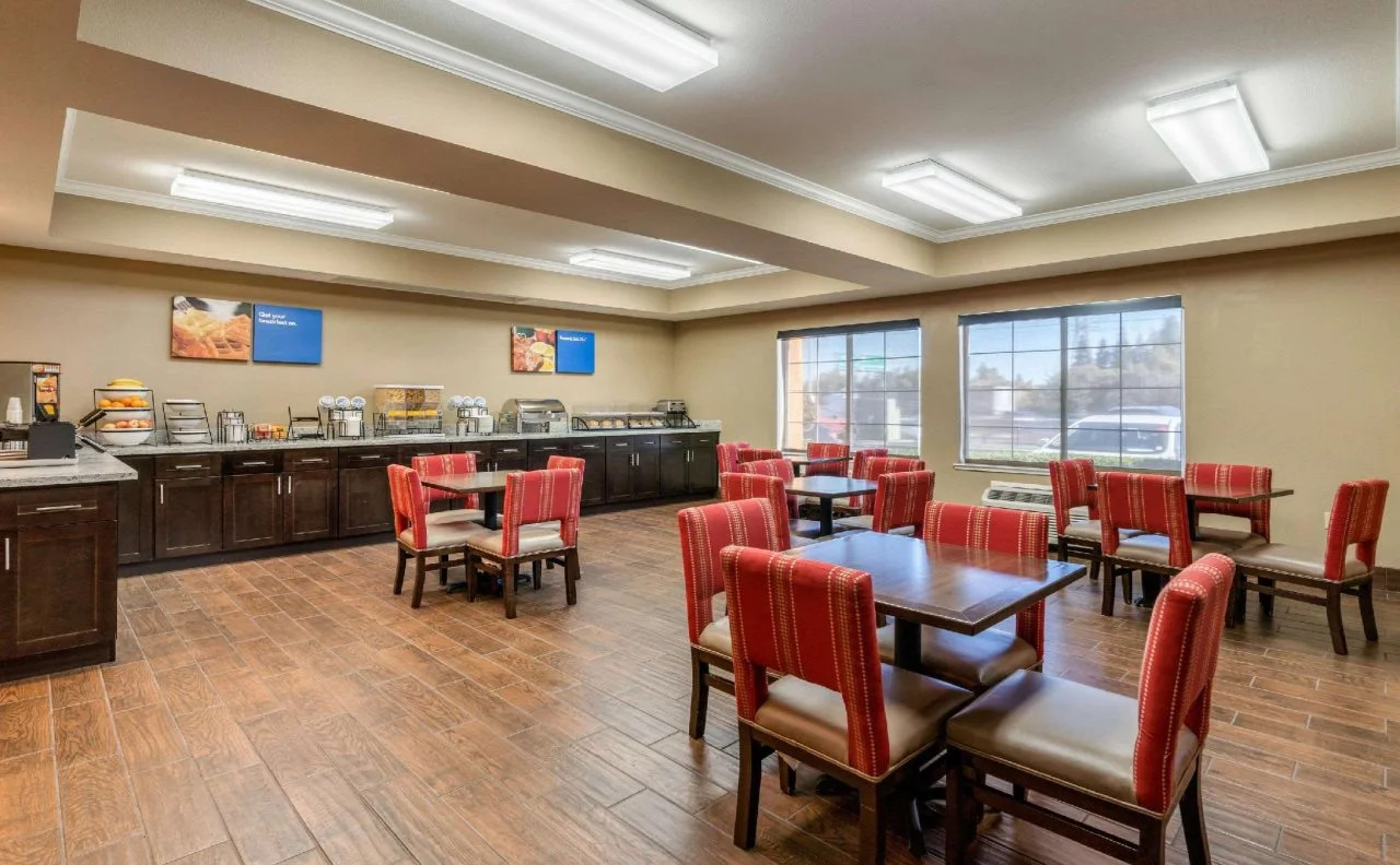 Photo - Comfort Inn & Suites Sacramento - University Area