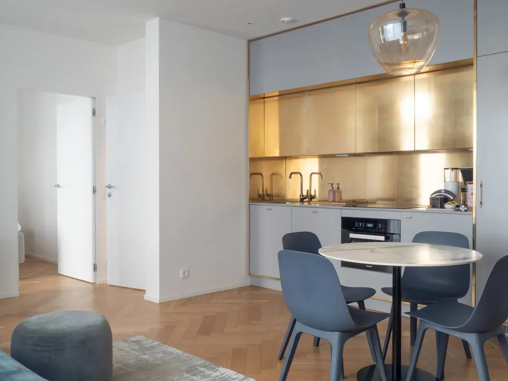 Photo - Bob W Helsinki Ullanlinna