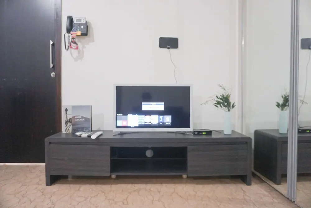 Elegant And Best Deal 1Br At L'Avenue Pancoran Apartment