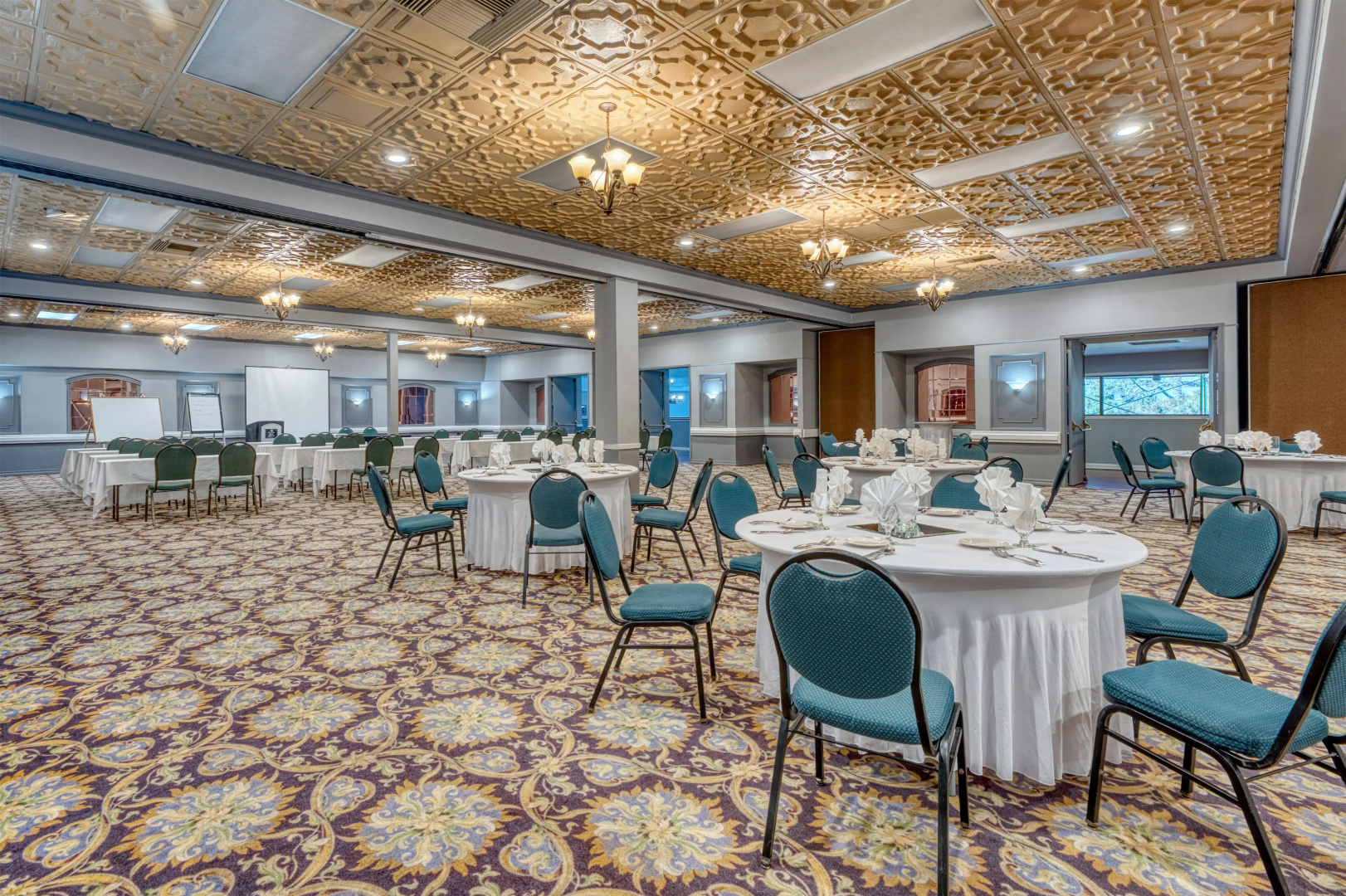 Foto - SureStay Plus Hotel by Best Western Reno Airport