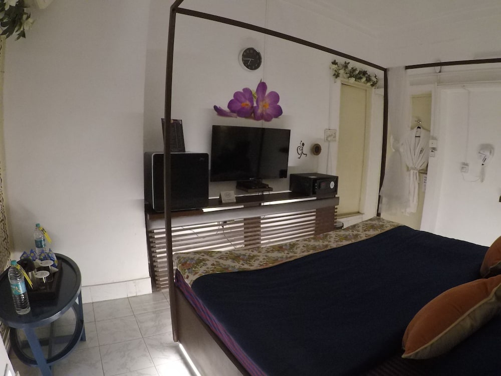 Kakaku The Guest House