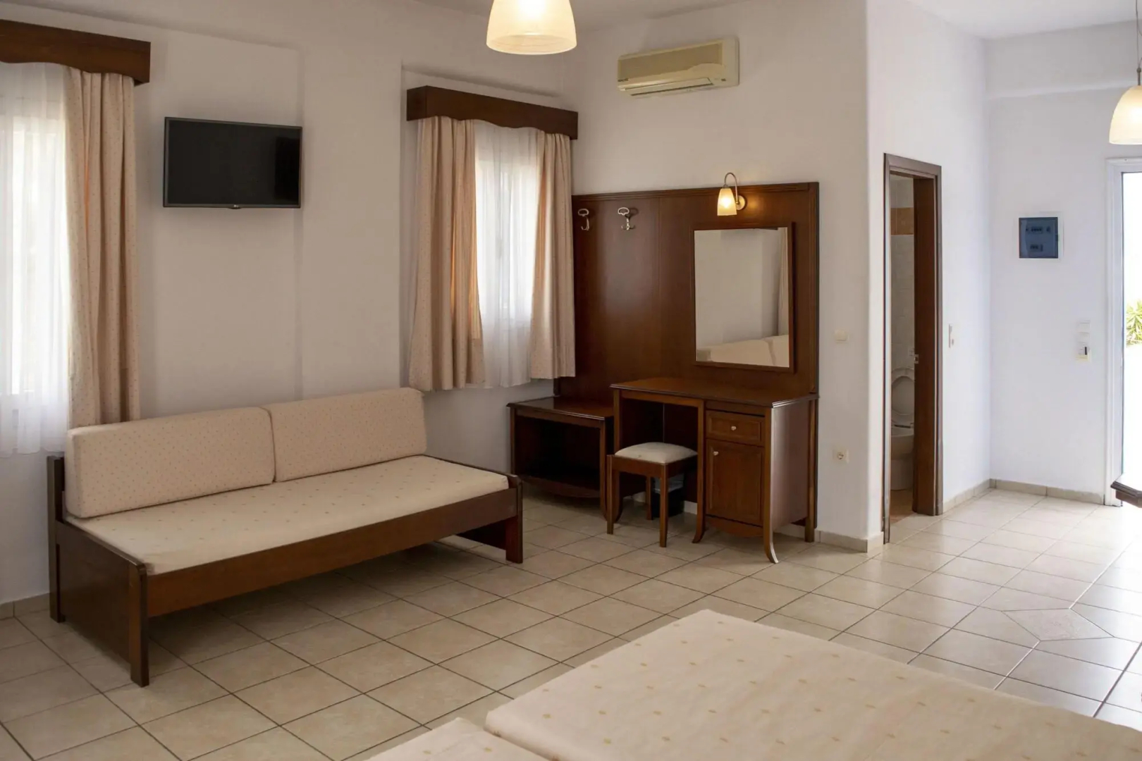 Photo - Giannoulaki Hotel