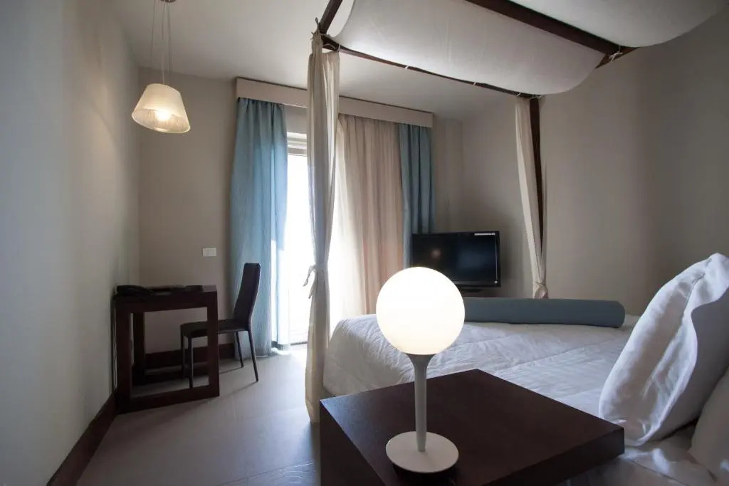 Photo - Main Palace Hotel
