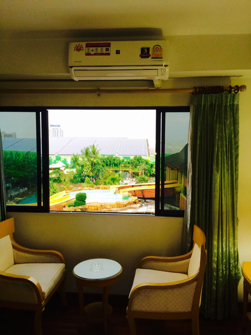 Photo - Mall Suites Hotel