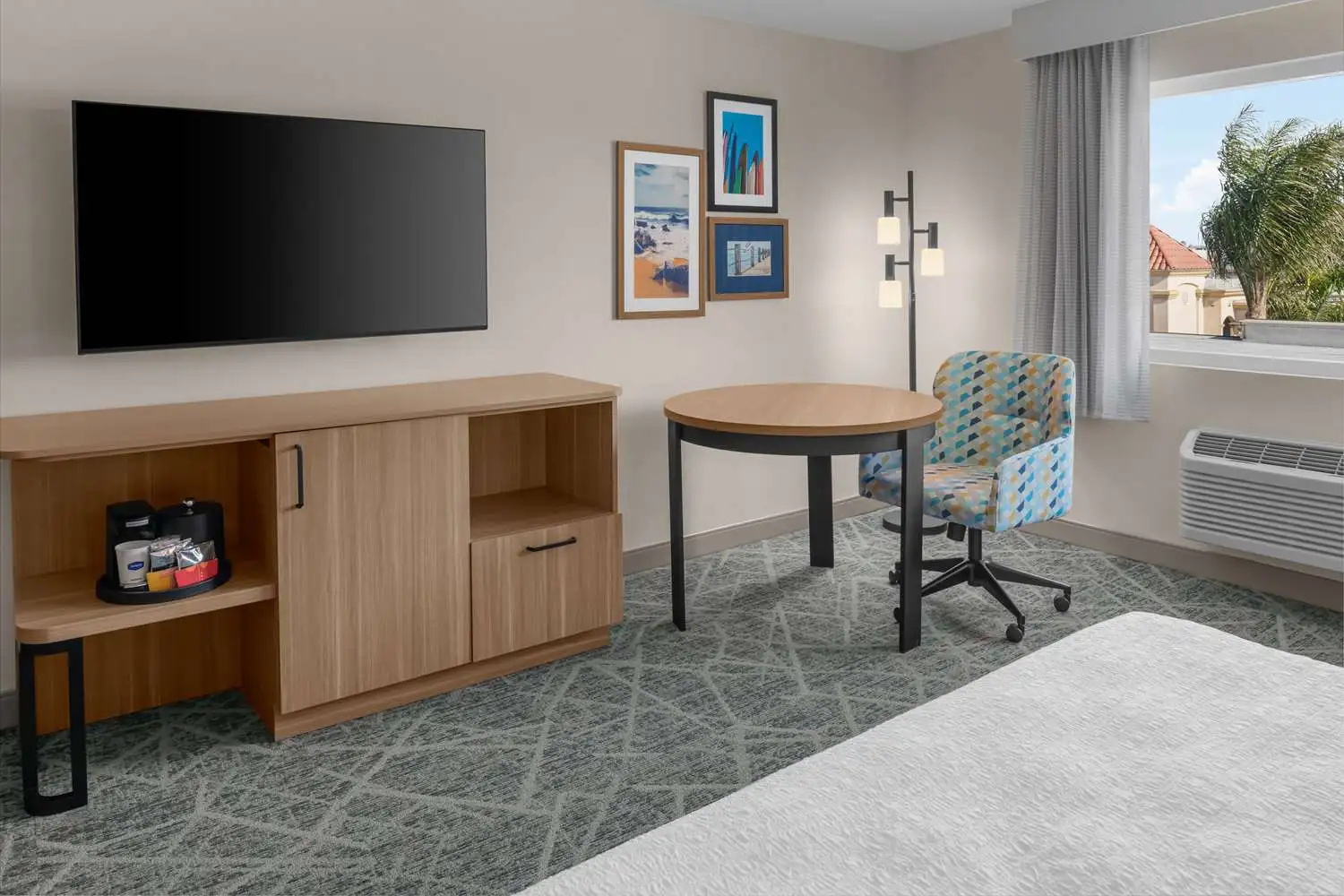 Photo - Hampton Inn by Hilton Costa Mesa Newport Beach