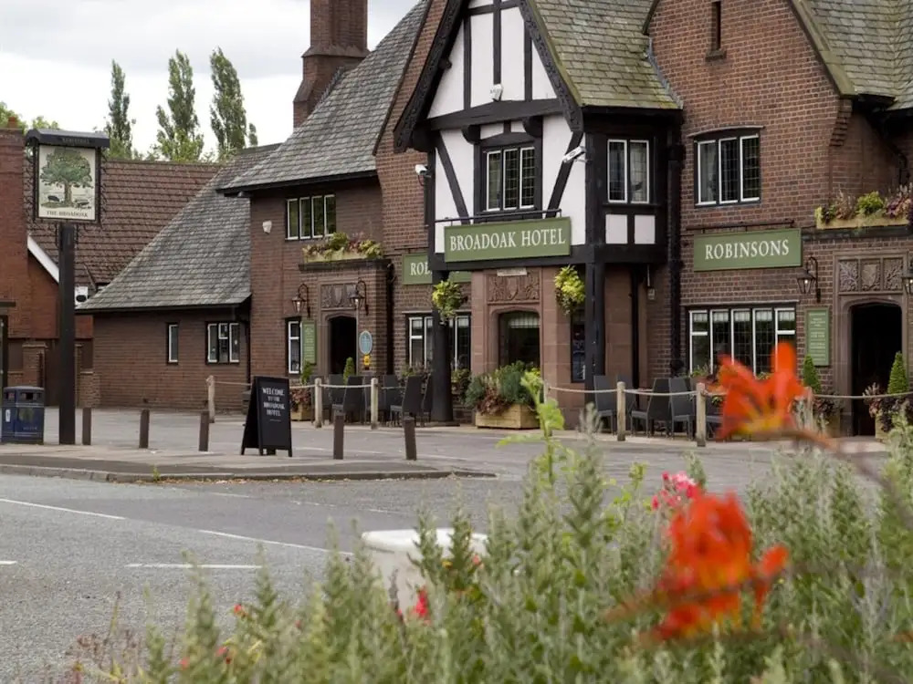 Photo - The Broadoak