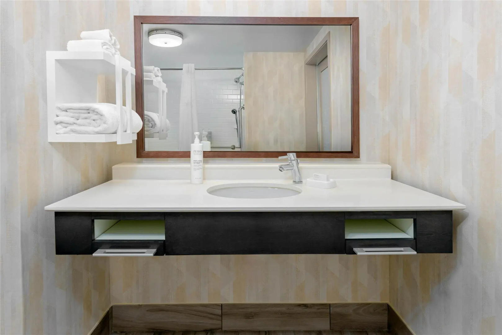 Photo - Hampton Inn & Suites Tampa Airport Avion Park Westshore