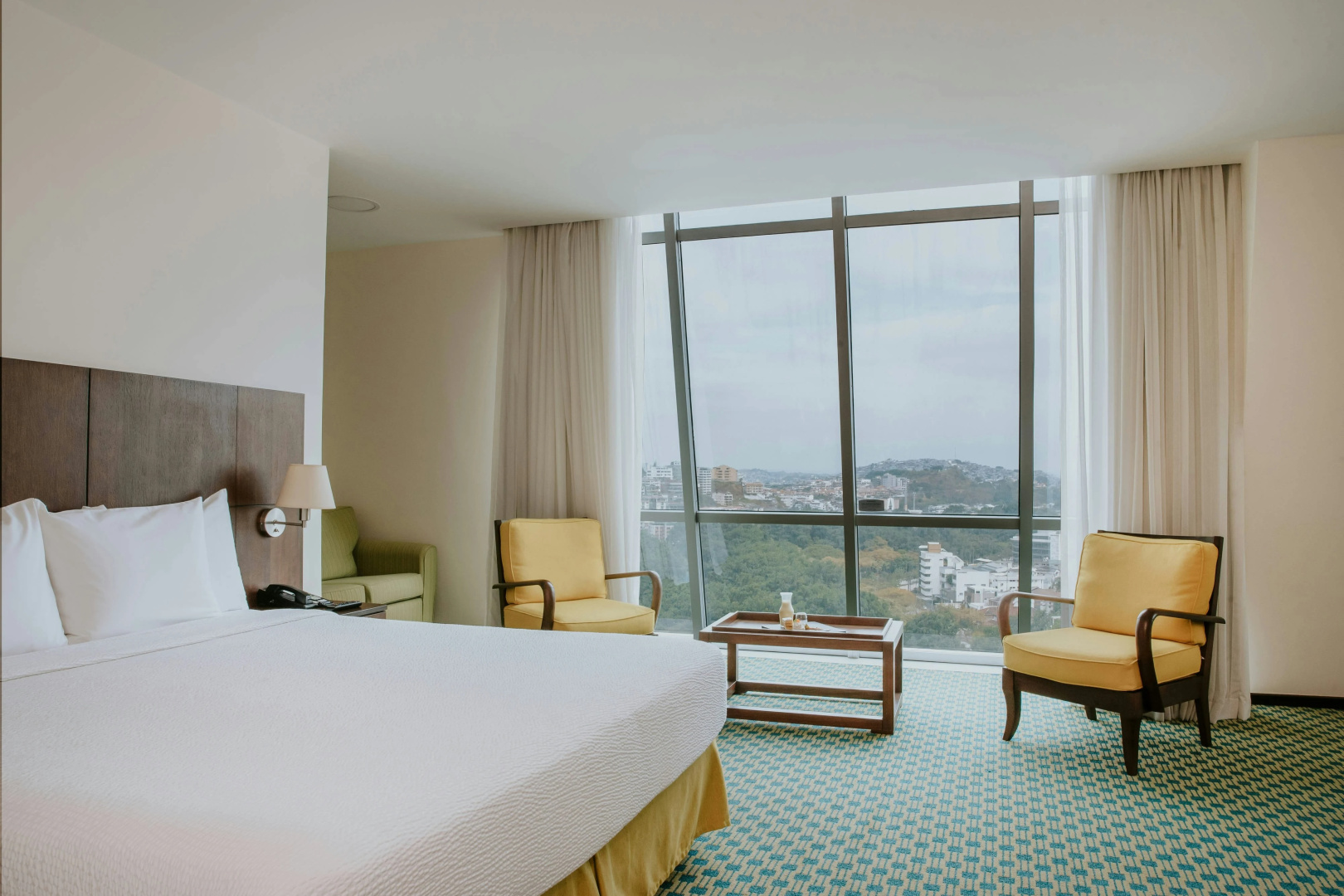 Photo - Courtyard by Marriott Guayaquil
