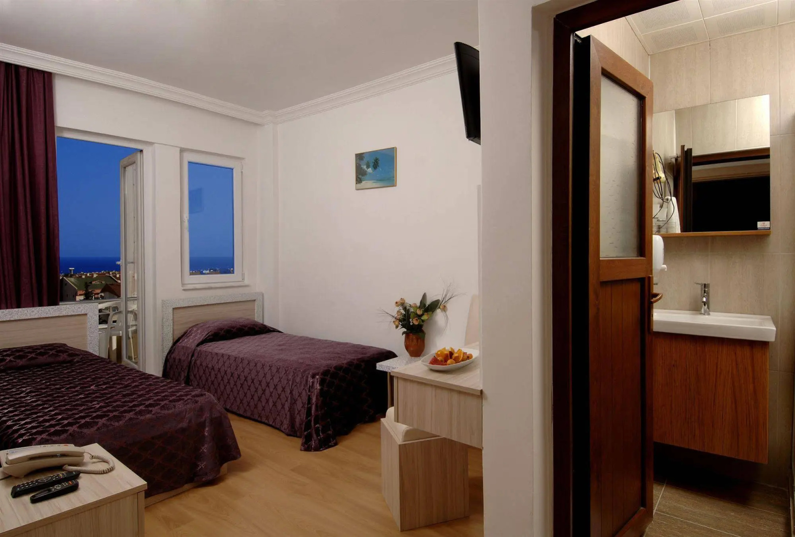 Photo - Lara Diamond Hotel