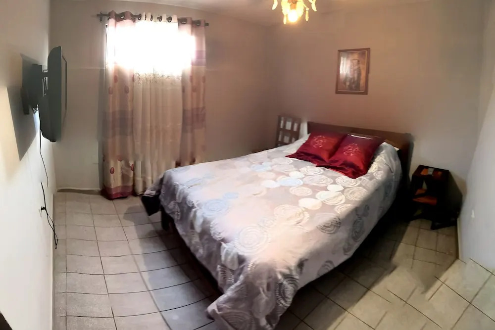 Foto - Casa Discreta Cochabamba