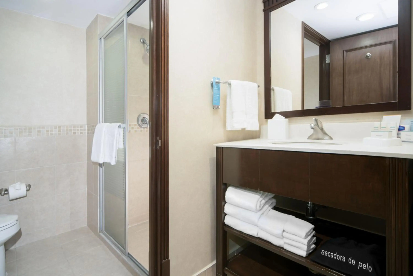Photo - Hampton Inn & Suites Mexico City - Centro Historico