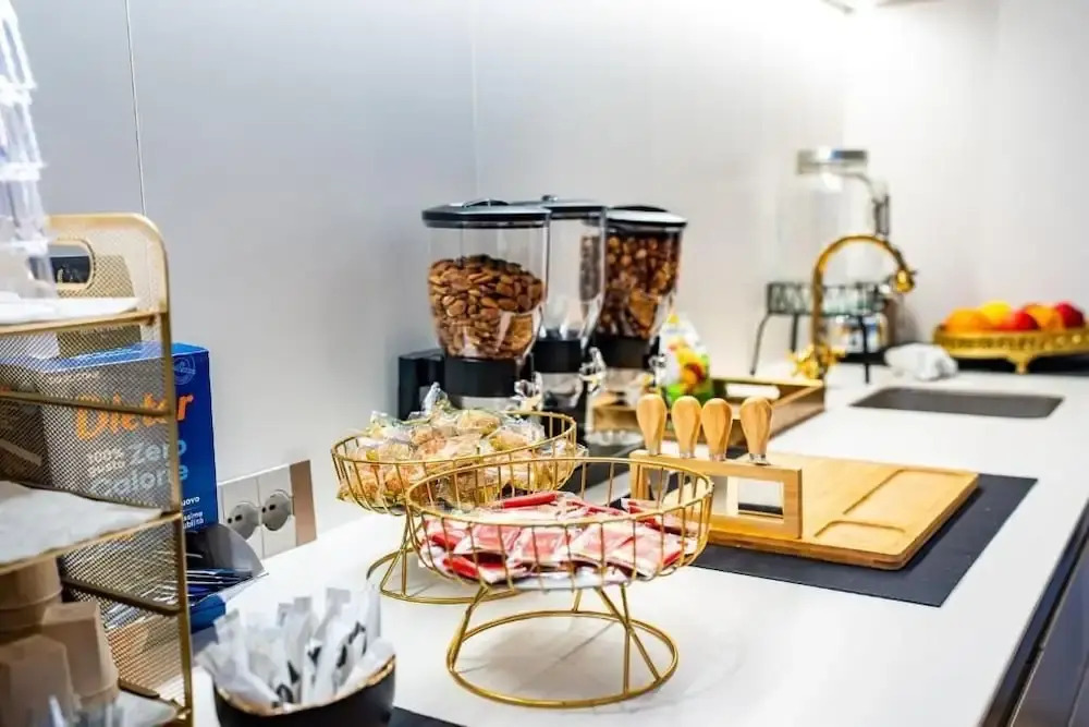 Foto - SOFIA Ultra Suite Collection