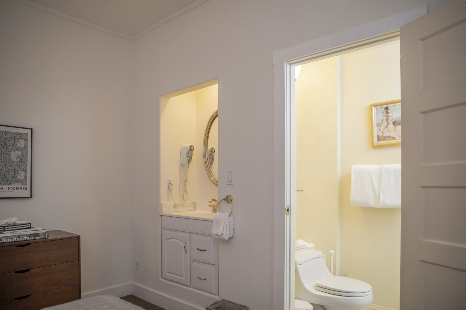 Photo - Washington Square Inn