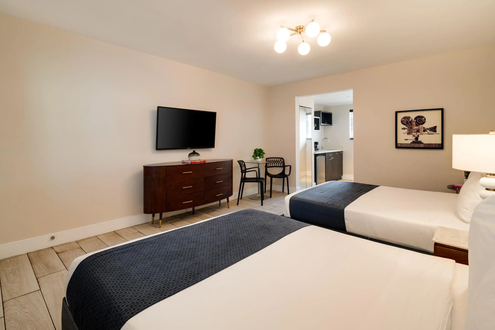 Foto - Waterside Hotel and Suites