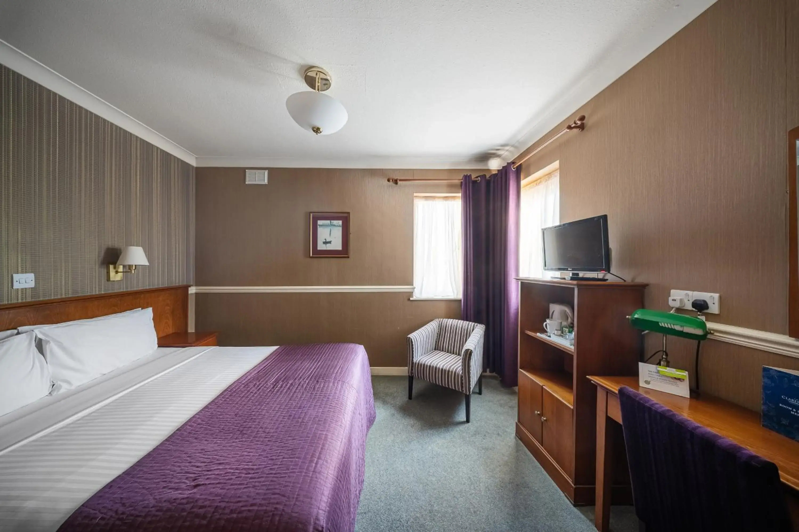 Photo - The Clarendon Hotel