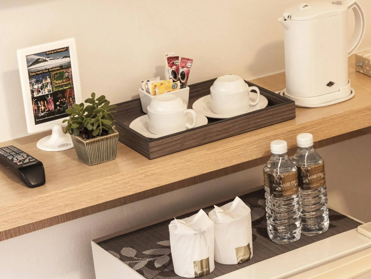 Photo - Samran Place Hotel