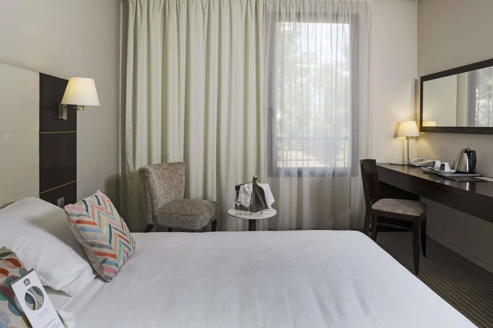 Foto - Mercure Aix-en-Provence La Duranne Gare TGV