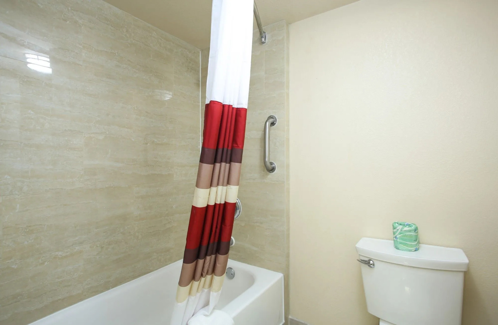 Photo - Red Roof Inn North Dallas - Park Central