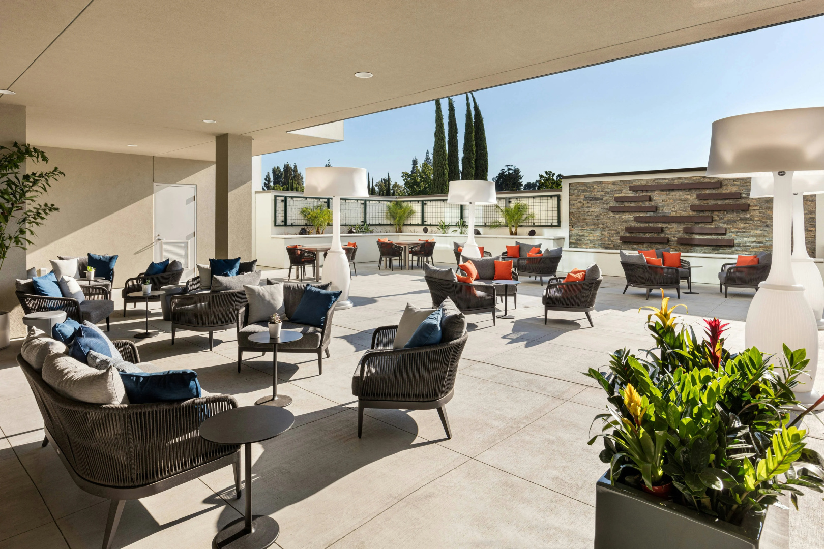 Foto - Courtyard by Marriott Los Angeles Monterey Park