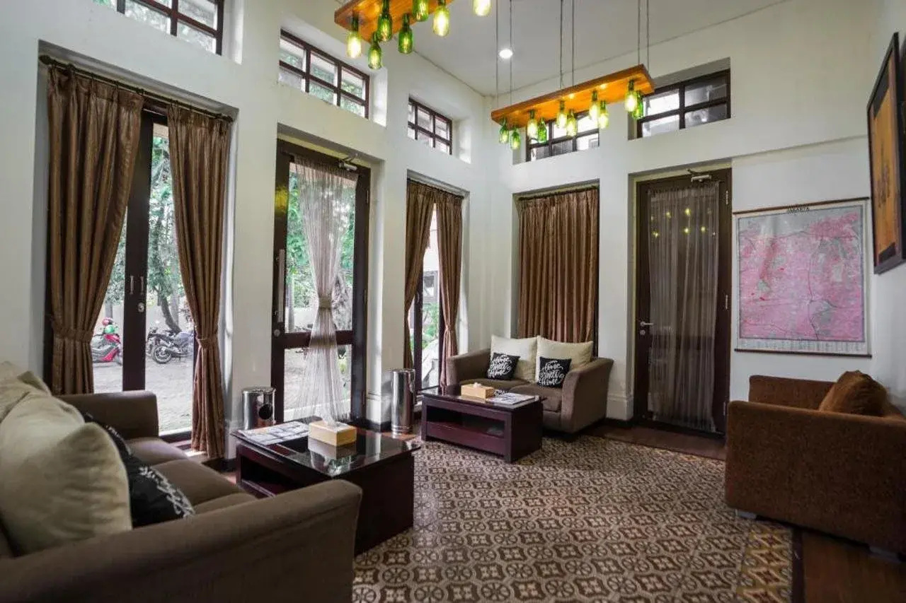 Photo - Jambuluwuk Heritage Menteng Suites