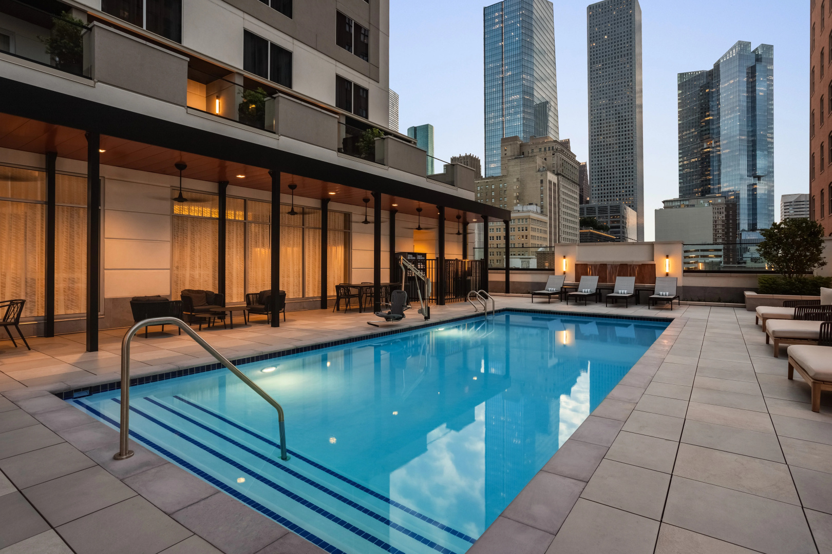Photo - Staybridge Suites Houston Downtown by IHG