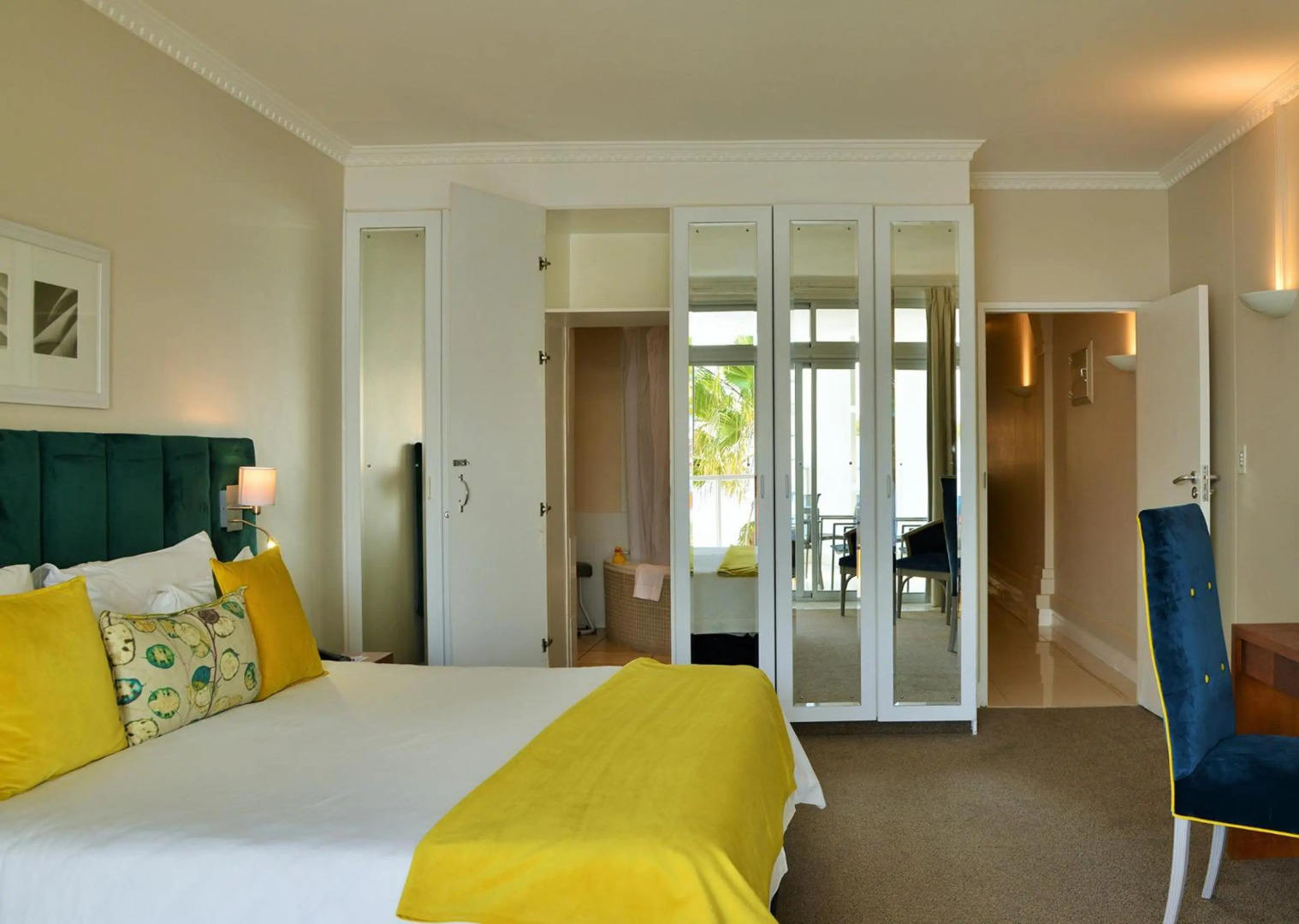 Photo - Peninsula All Suite Hotel by Dream Resorts