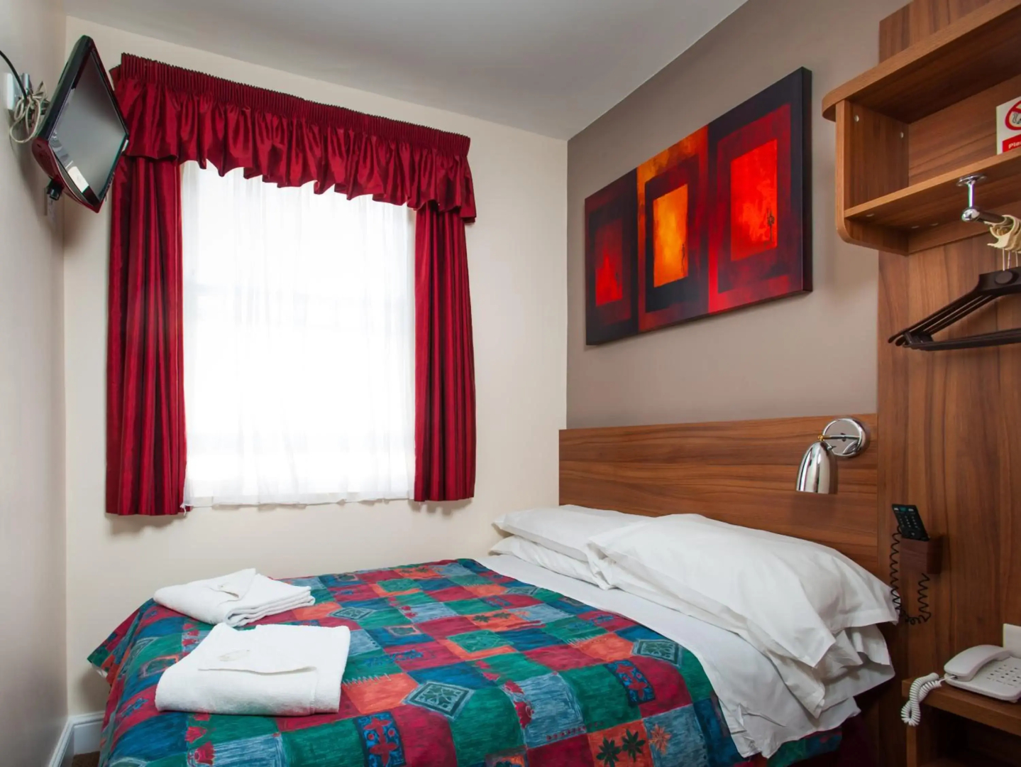 Photo - Dover Hotel - B&B