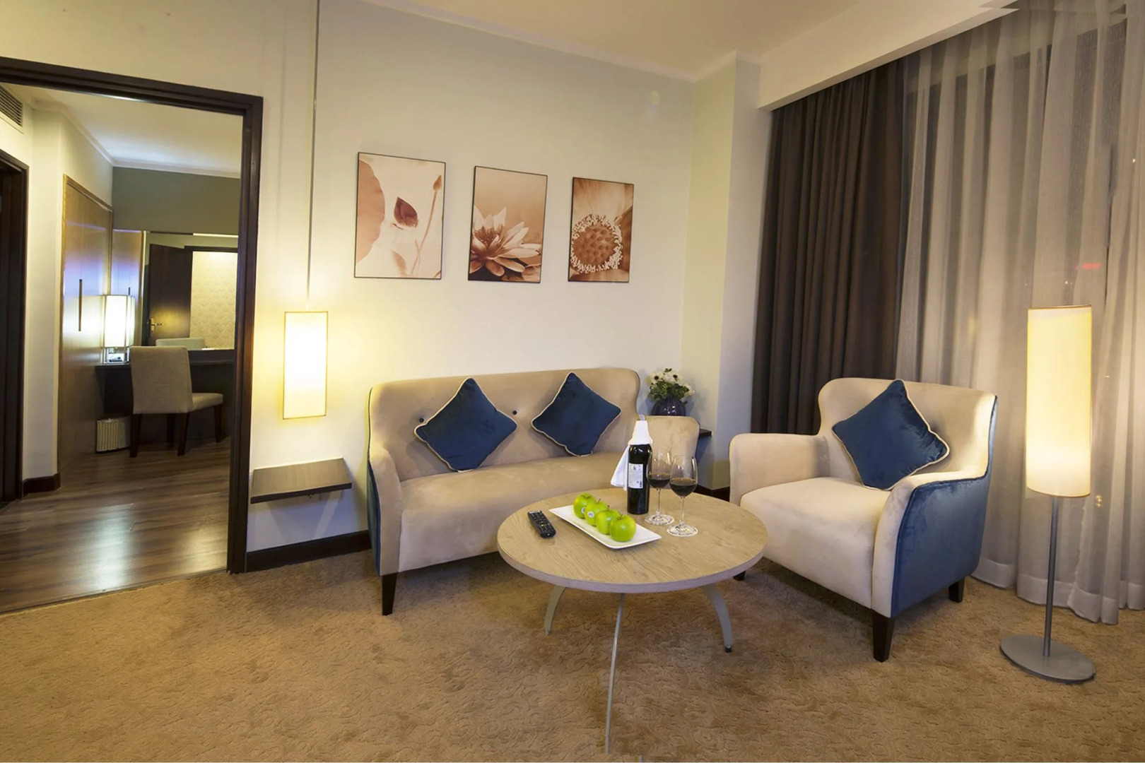 Photo - Vien Dong Hotel - Near Bui Vien Walking Street