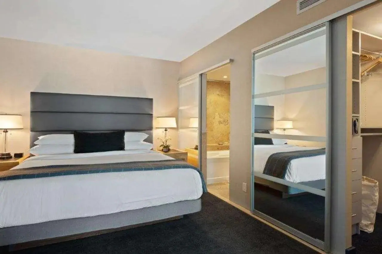 Photo - SoHo Hotel Toronto