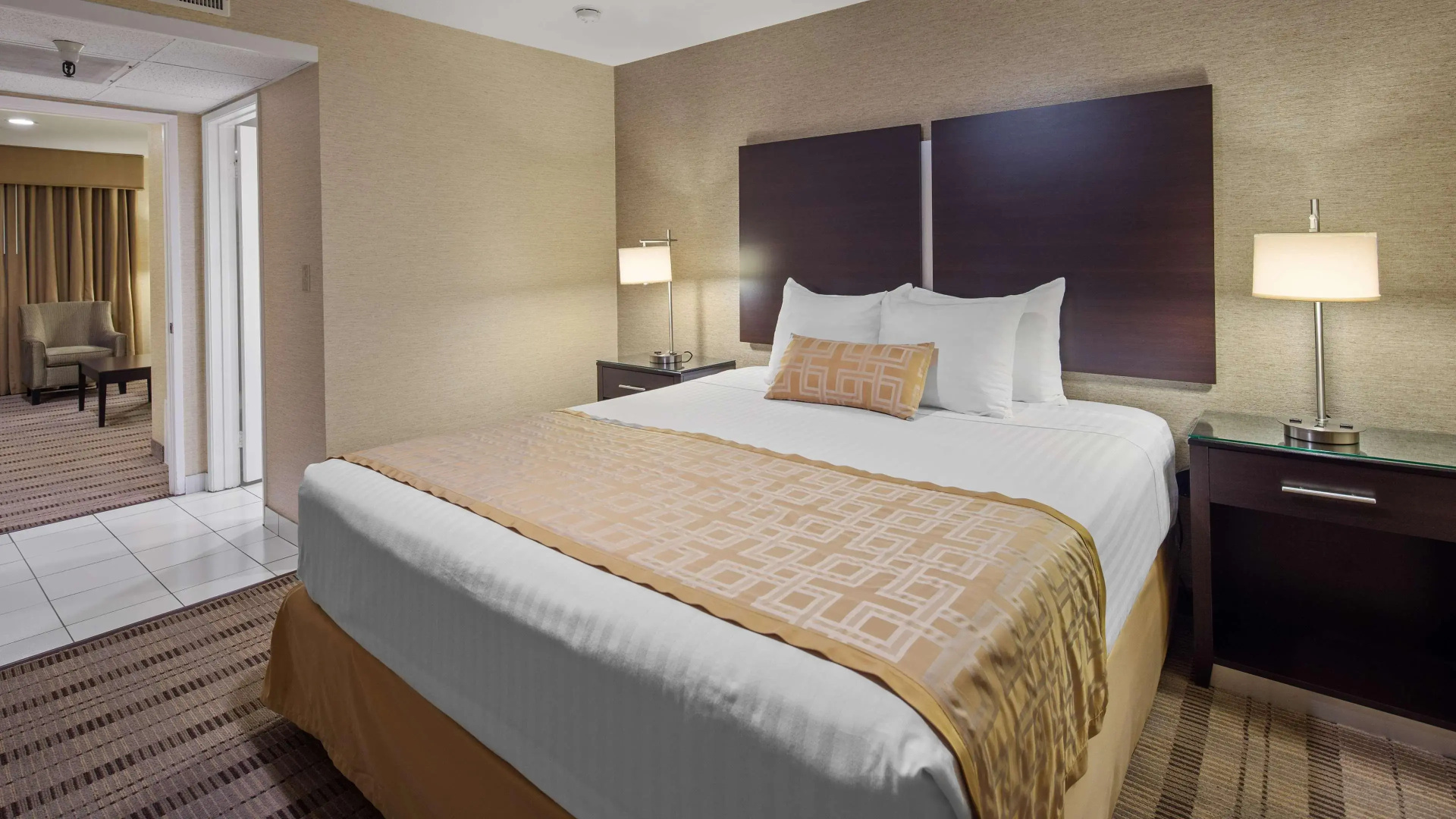 Foto - Best Western Pasadena Royale Inn & Suites