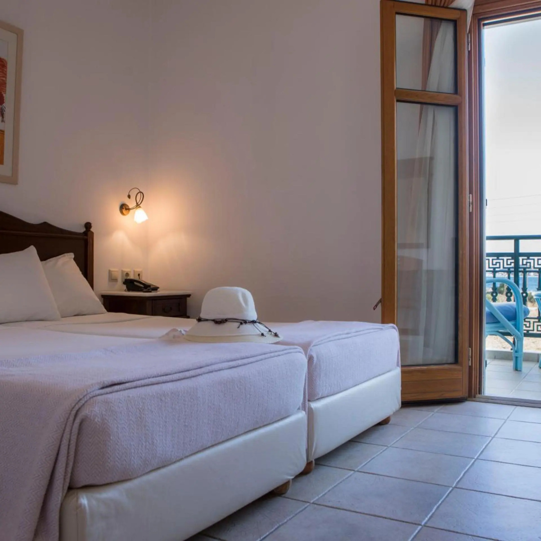 Photo - Plaza Beach Hotel