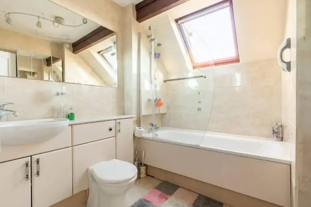 Photo - WILLOW RIDGE - a large country house with 3 rental rooms