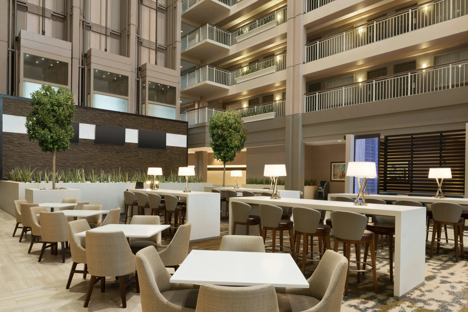 Photo - Embassy Suites by Hilton Chicago Lombard Oak Brook
