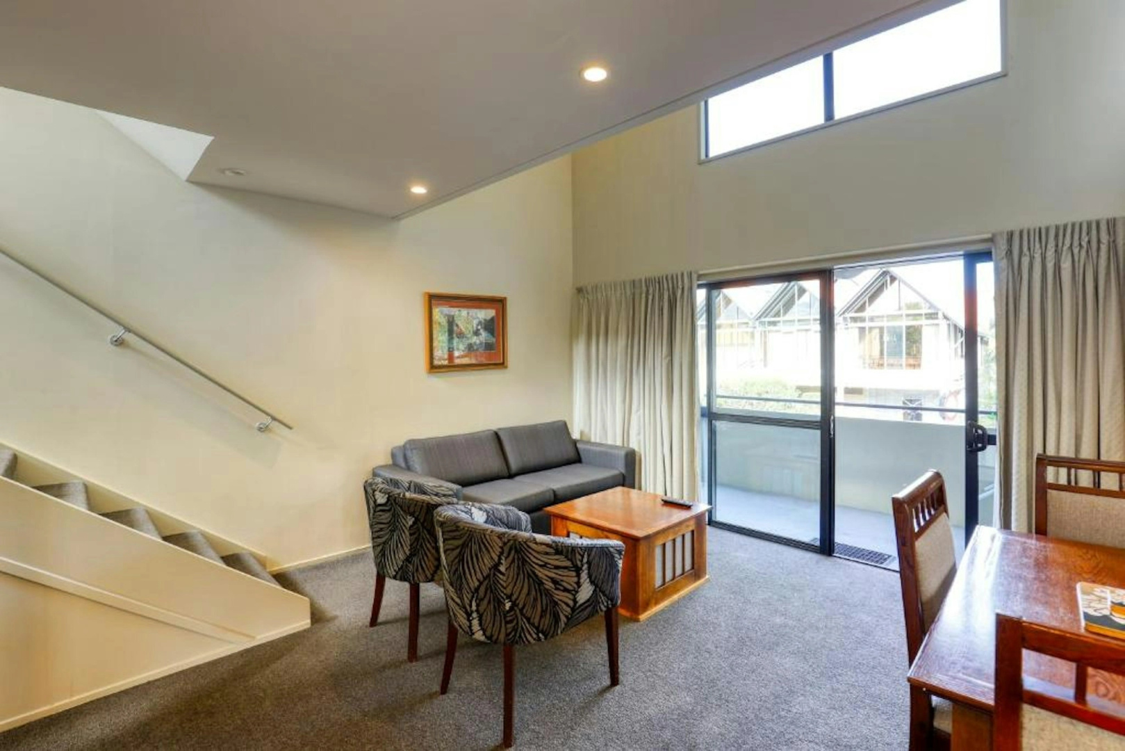 Photo - Garden Court Suites And Apartments