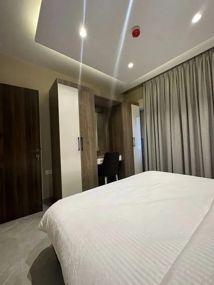 Charming Amman Apartment With Modern Amenit