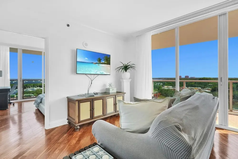 Photo - Tropical Paradise Spacious 3 bedroom