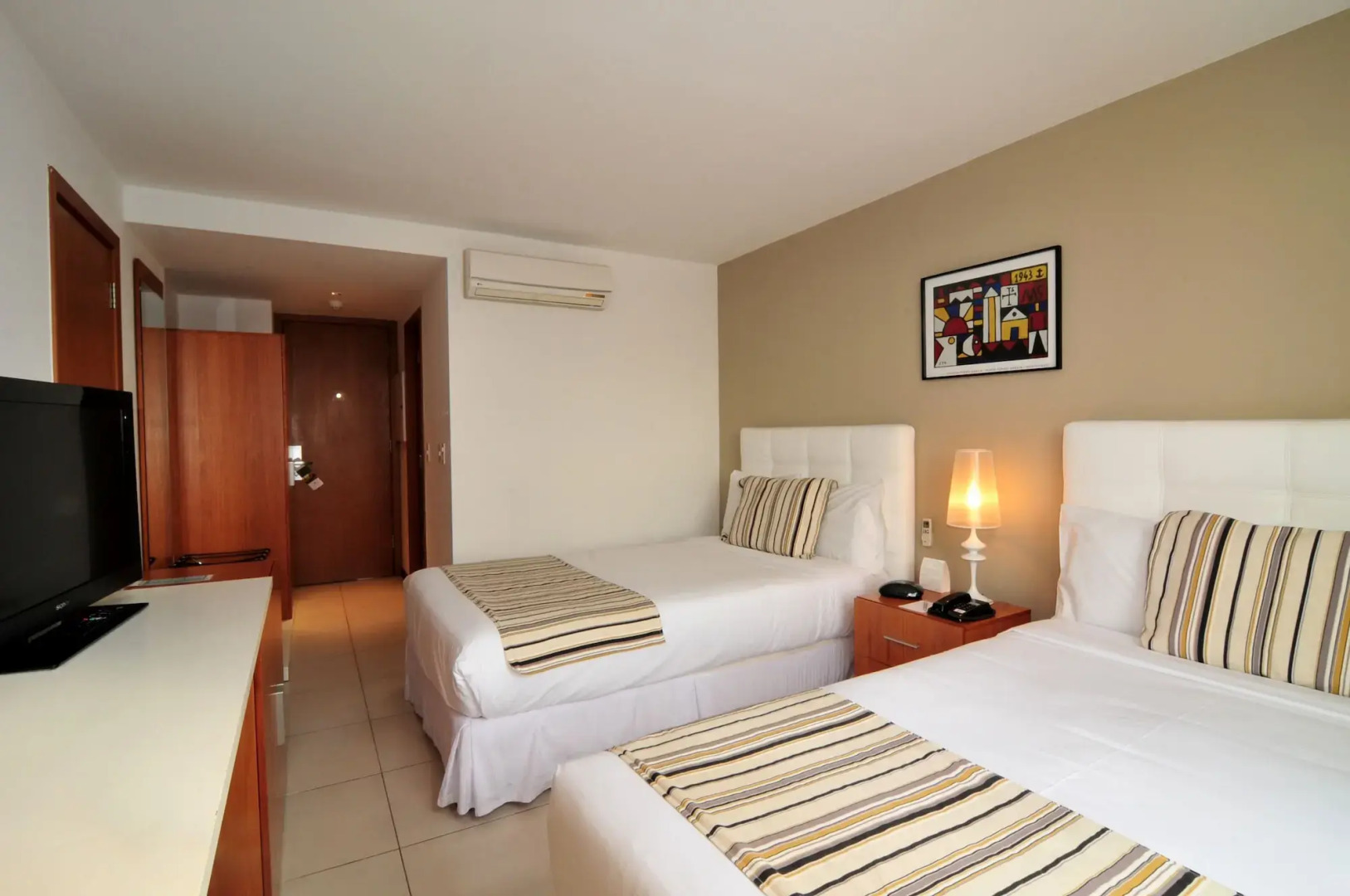 Photo - Real Colonia Hotel & Suites