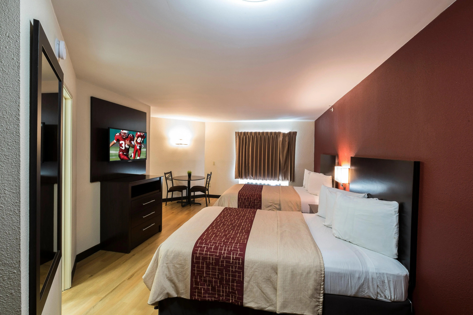 Photo - Red Roof Inn PLUS+ Houston - Energy Corridor