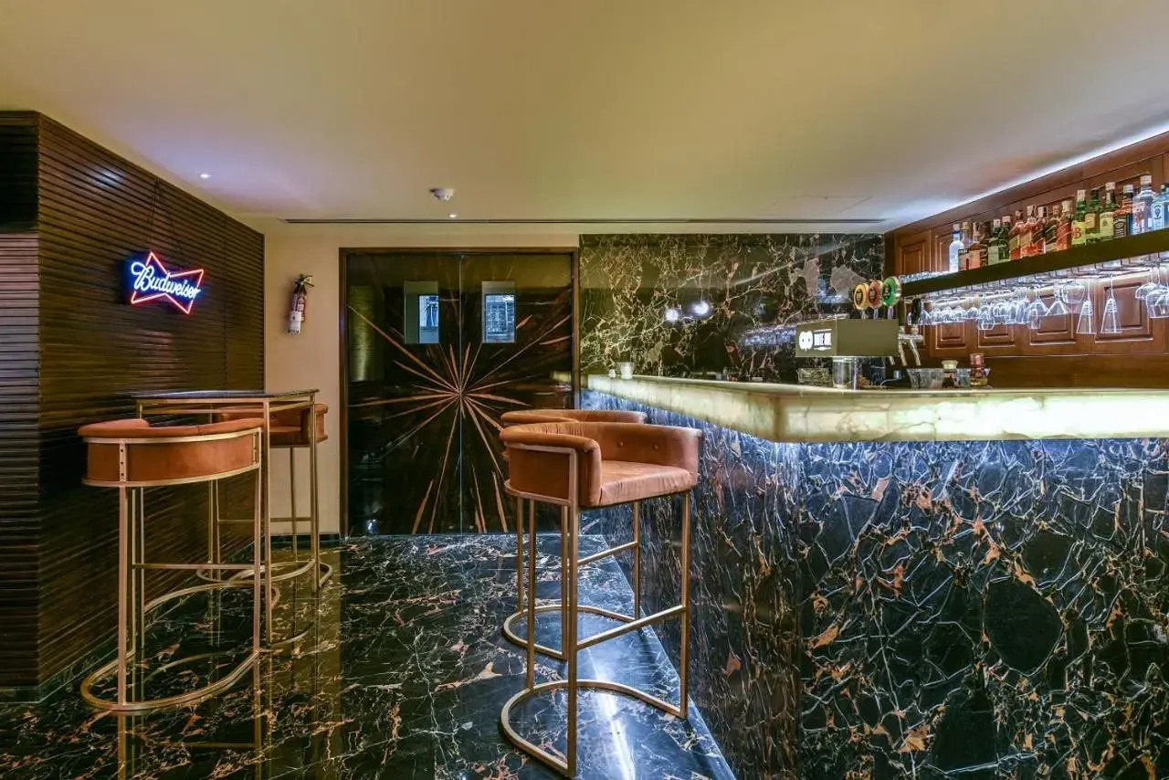 Foto - The Paradise By Tunga