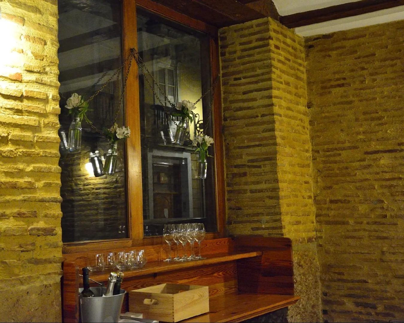 Foto - Ad Hoc Monumental 1881