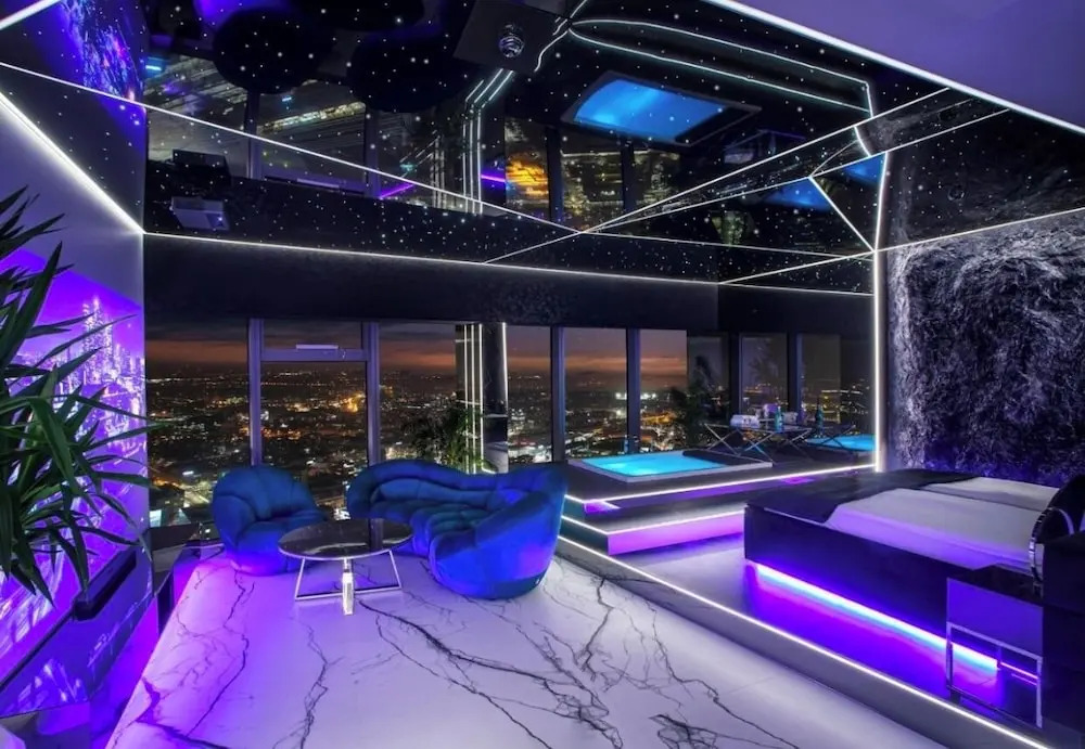 Photo - 30th+ Floor Apartments in Sky Tower