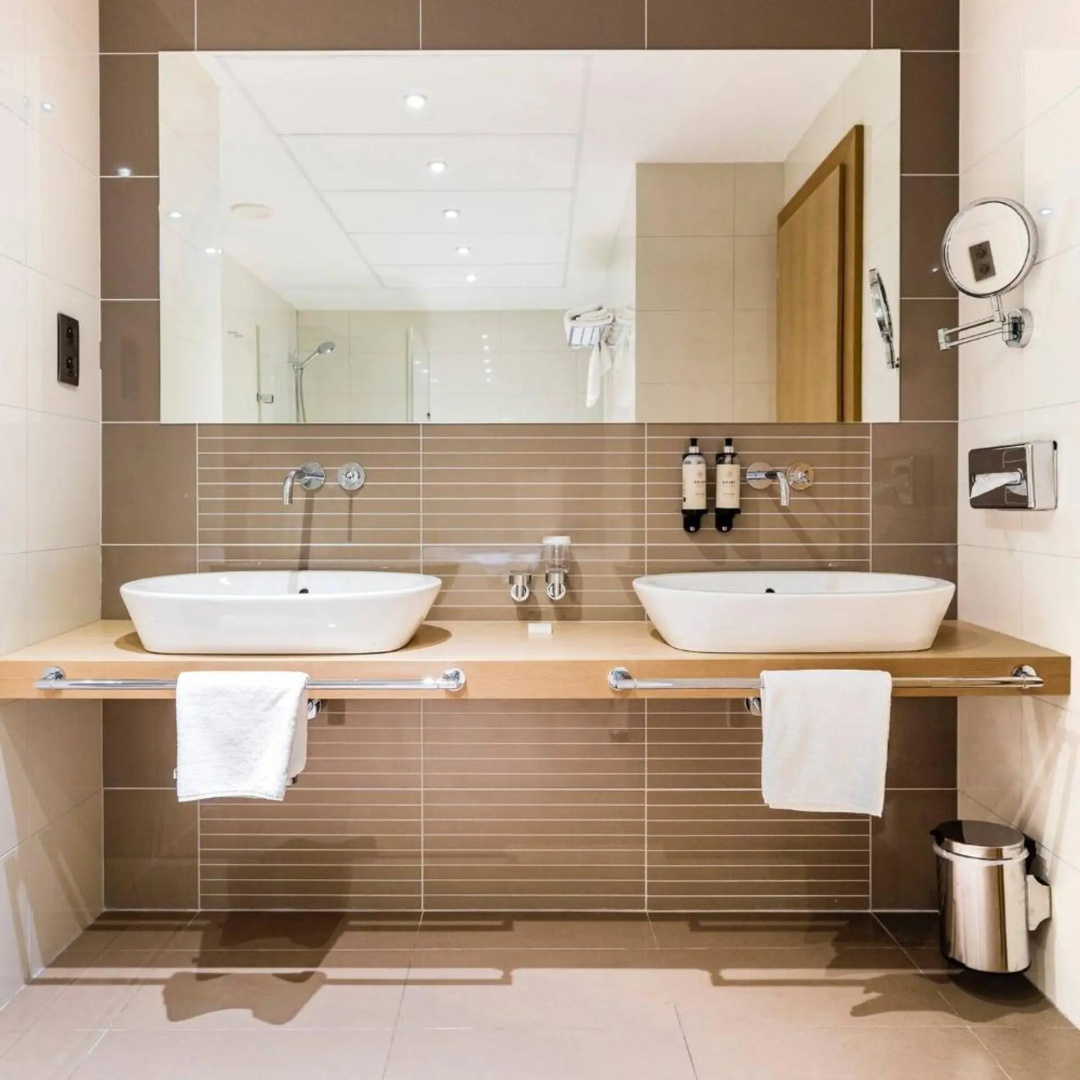Photo - Roset Hotel & Residence