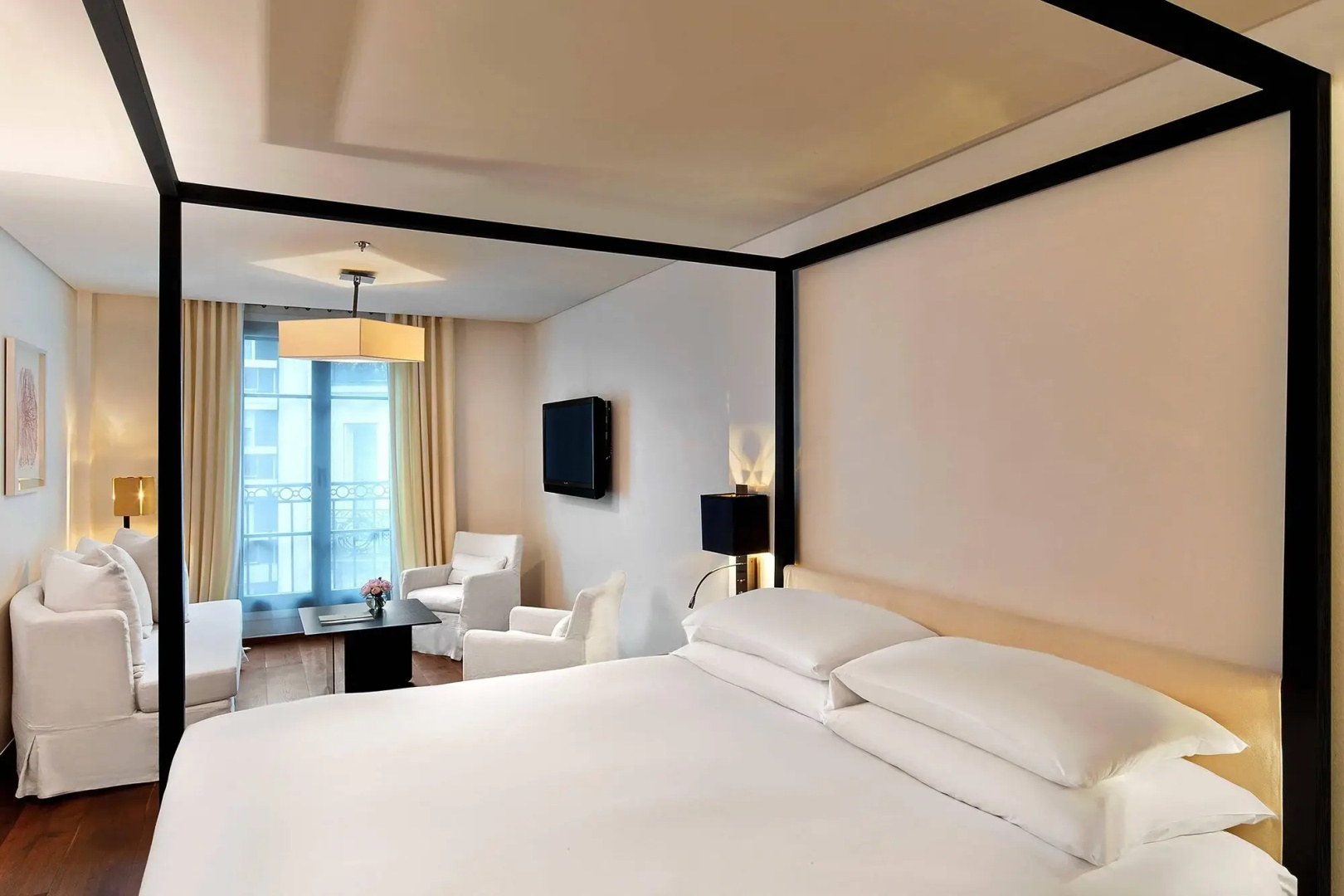Photo - Le Metropolitan, Paris Tour Eiffel, a Tribute Portfolio Hotel