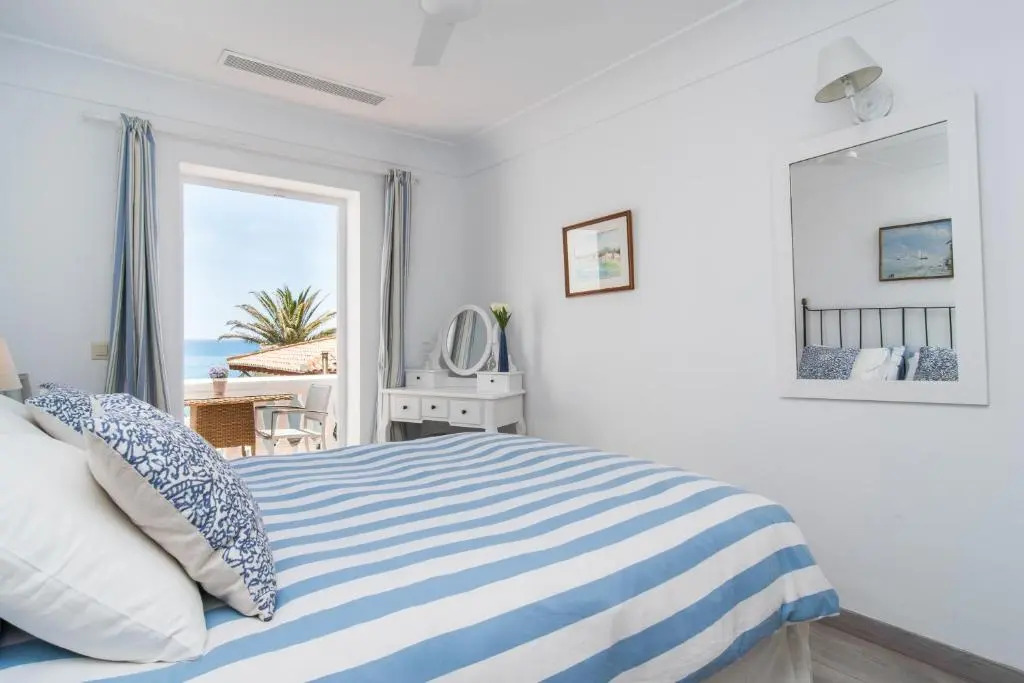 Photo - The Sea Club