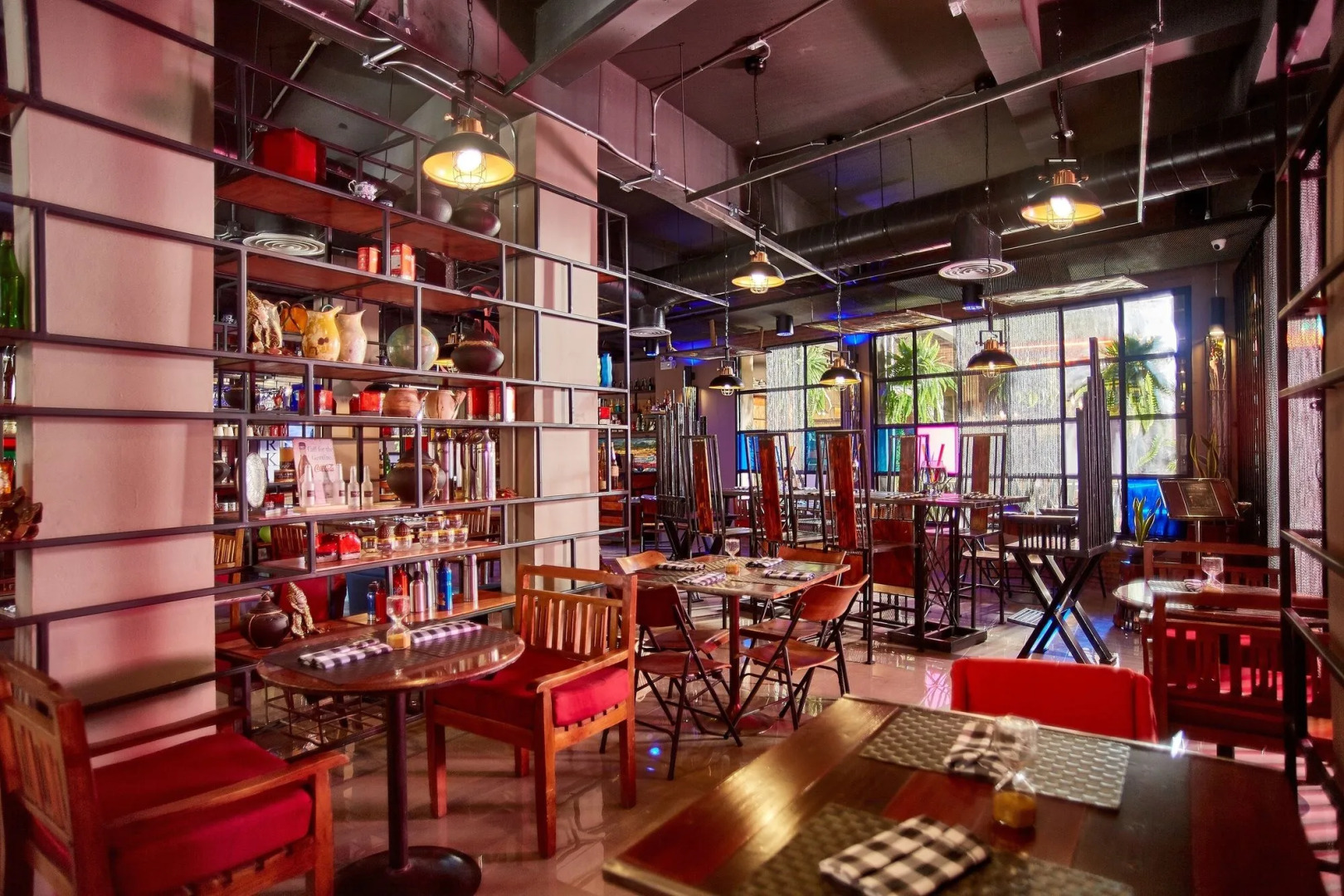 Photo - W22 by Burasari