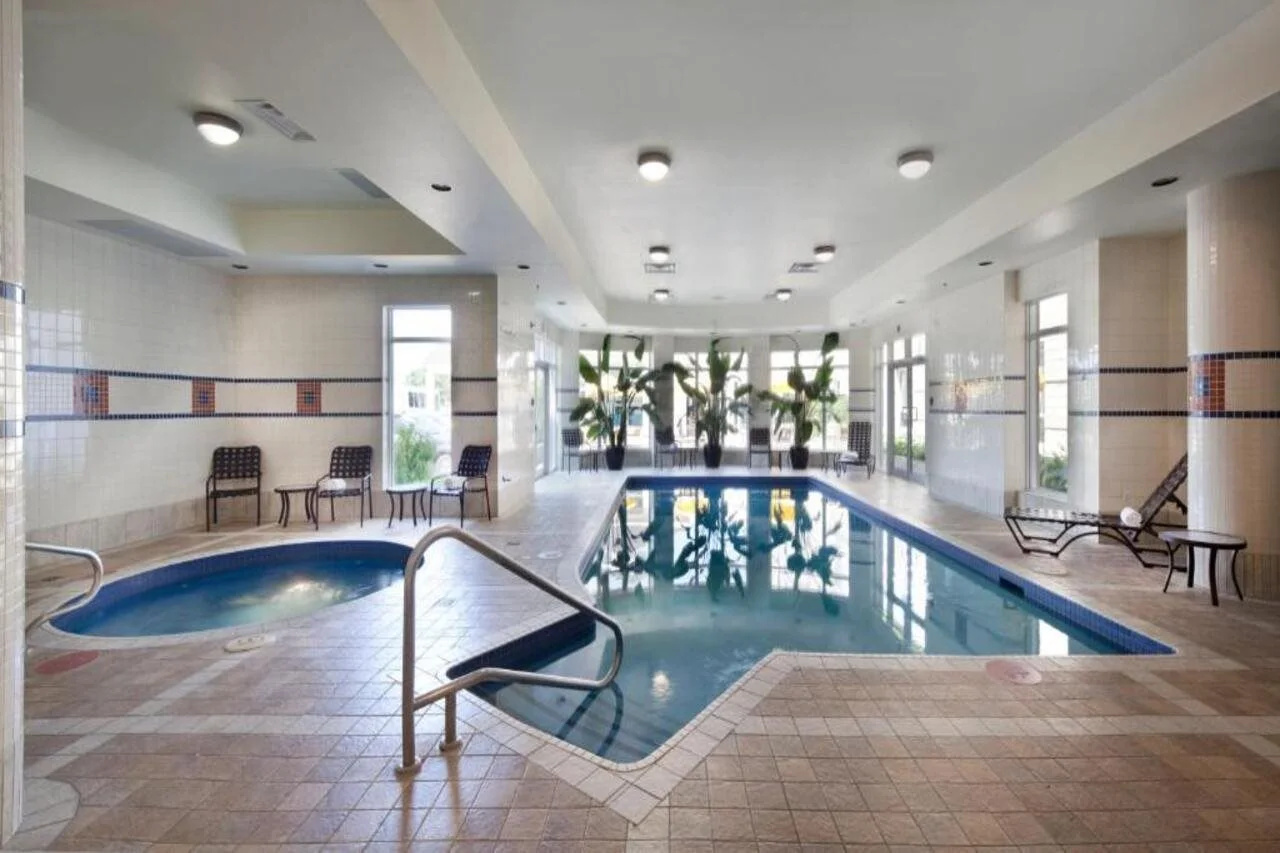 Photo - Hilton Garden Inn Montreal Airport
