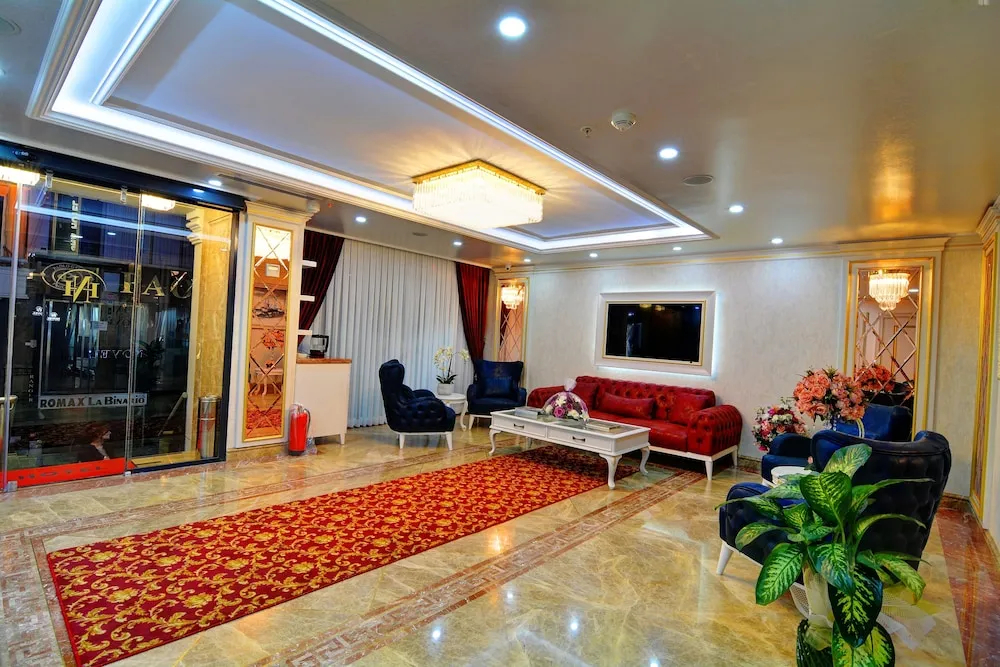 Photo - Novelty Hotel