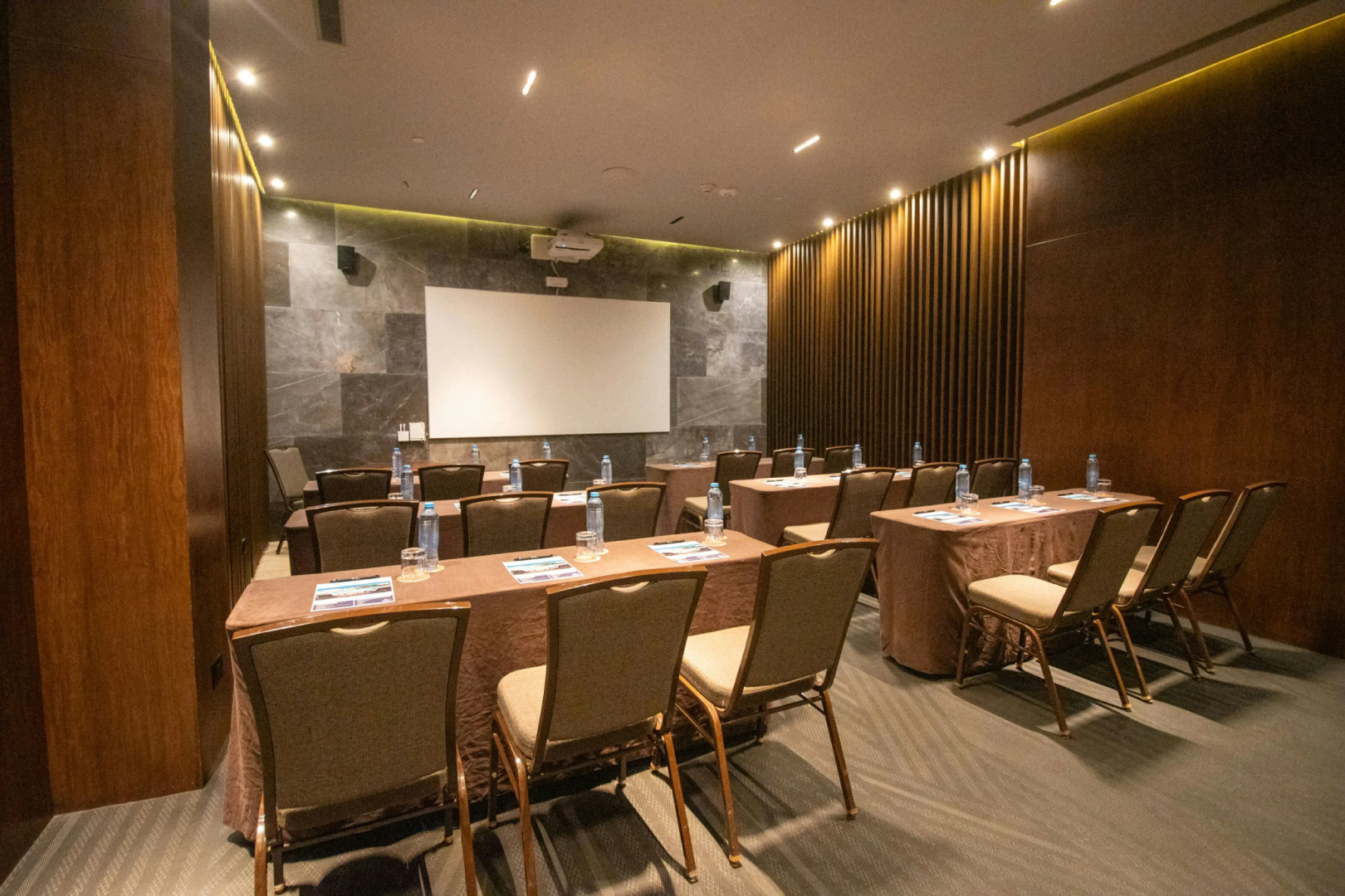 Foto - The Fives Downtown Hotel - Curio Collection by Hilton