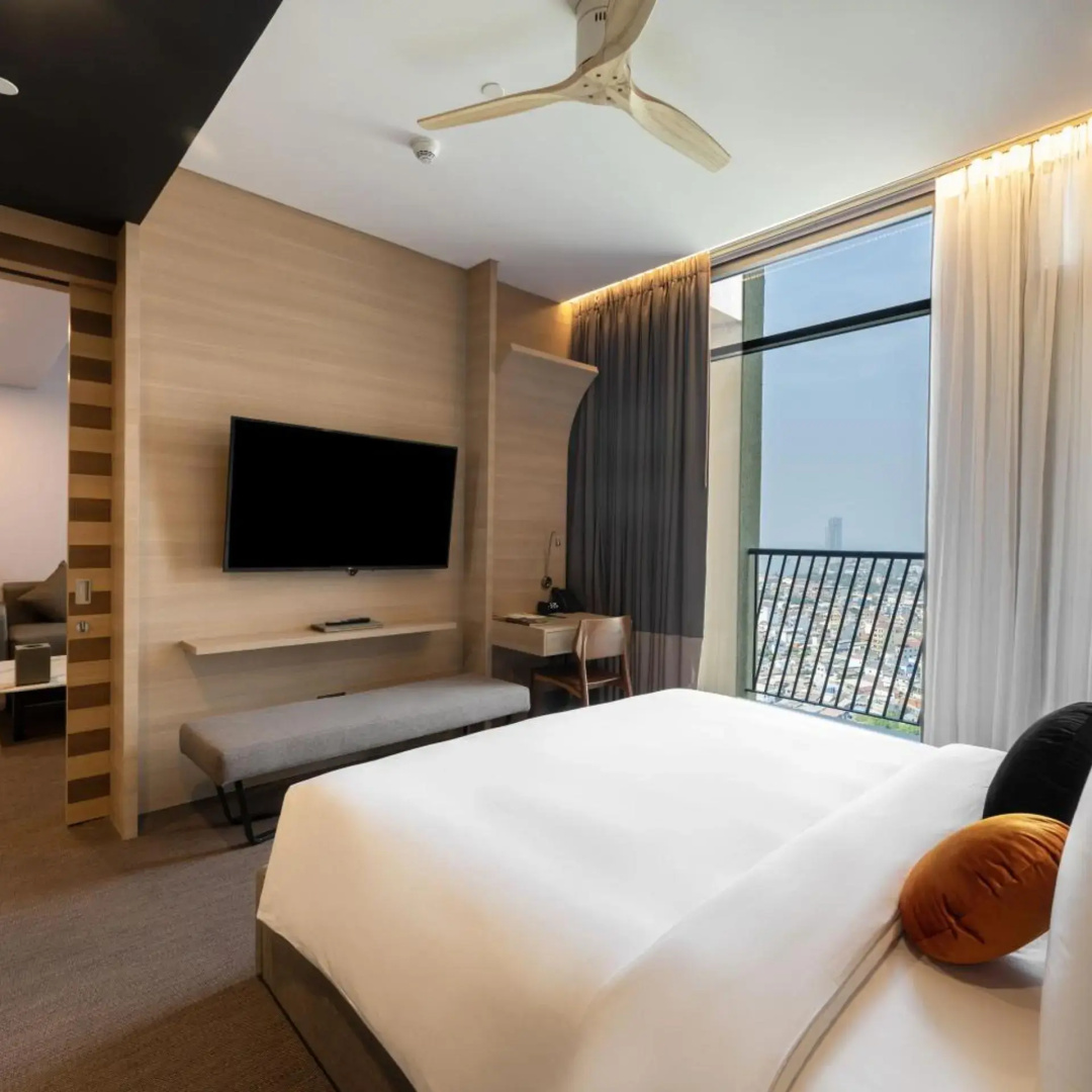 Photo - SUN & MOON, Riverside Hotel